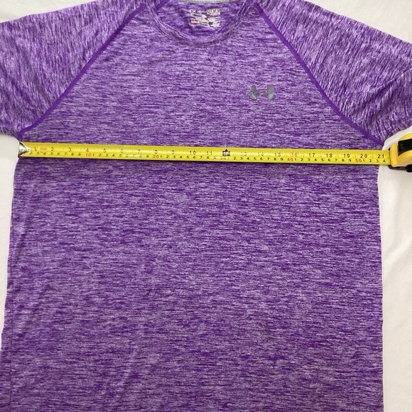 Under Armour HeatGear Activewear Purple Short Sleeve Shirt Size Medium - Picture 6 of 6